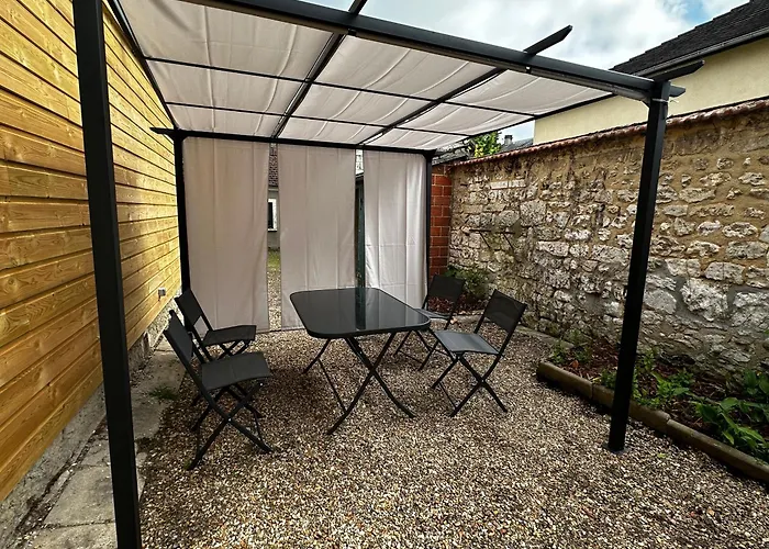 Le Ti\'Verdun Gare De Vernon Giverny